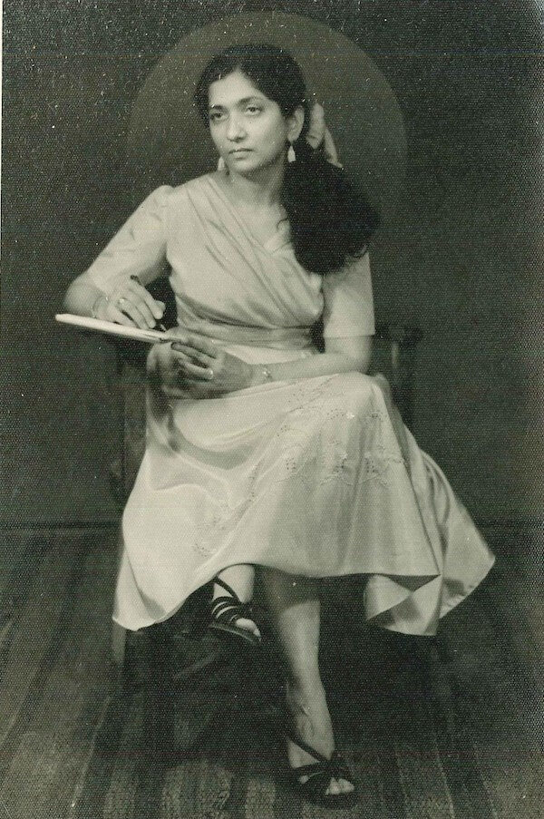 Tajbibi in Studio Bombay, early 1960